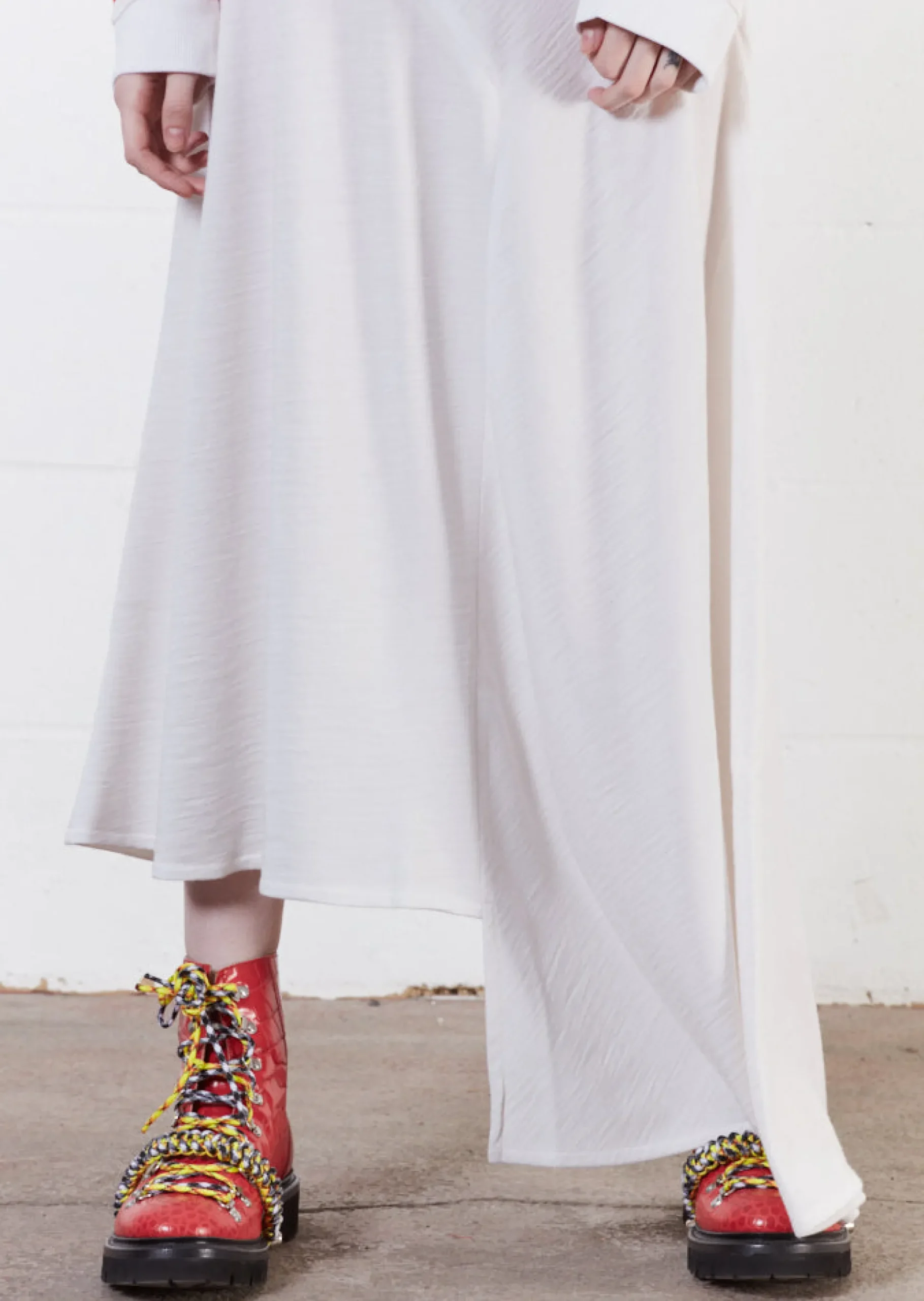 House Of Holland Merino Wool White Asymmetric Skirt