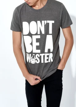 House of Holland Unisex "Waster" T-Shirt & Brita fill&go Water Bottle